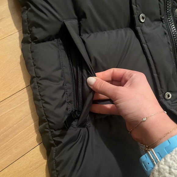 Quince Women's Responsible Long Down Puffer Jacket Black XS New with tags NWT - Picture 13 of 15